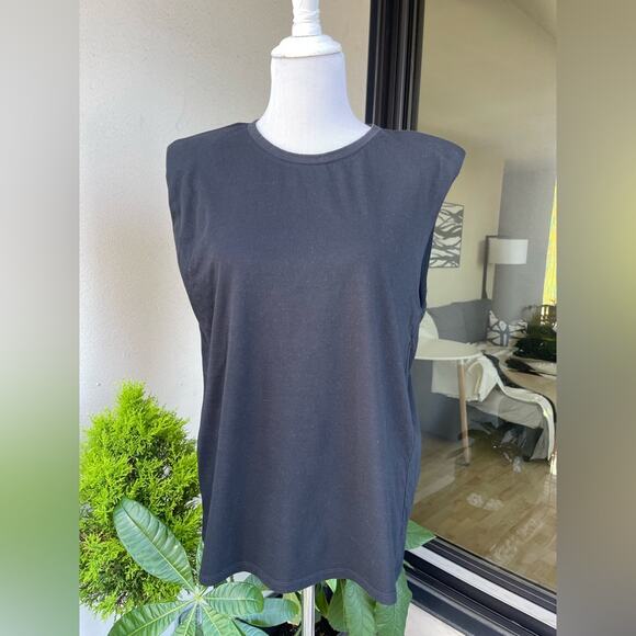 ☘️ Massimo Dutti Muscle Tee in Black, size XL - Picture 1 of 10